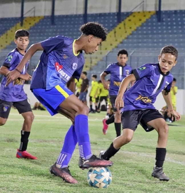 Copa Marília de Futebol de Base tem rodada especial em comemoração ao Dia Das Crianças. Mais de mil atletas nas categorias Sub-11, Sub-13 e Sub-15 nas Séries Ouro e Prata. É amanhã. Veja onde
