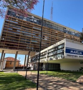 Abre e Fecha: Ponto facultativo do Dia do Servidor Público é transferido para o dia 28 para 24 de outubro, uma sexta-feira, com objetivo de interromper serviços no meio da semana. Confira!