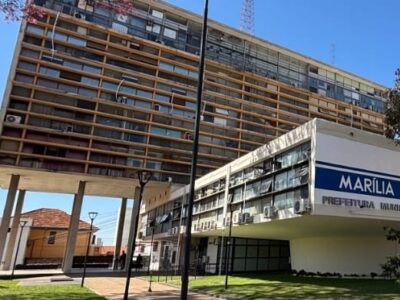Abre e Fecha: Ponto facultativo do Dia do Servidor Público é transferido para o dia 28 para 24 de outubro, uma sexta-feira, com objetivo de interromper serviços no meio da semana. Confira!