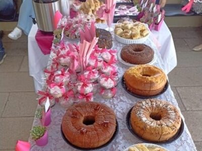 ‘Café com Amor’ na Oncologia da Santa Casa de Marília reforça mensagem do Outubro Rosa. Evento buscou levar informação, acolhimento e incentivo aos cuidados com a saúde