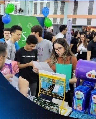 Evento com 42 empresas que oferecem mais de 400 vagas de emprego e estágio aos alunos egressos da Unimar é realizado com sucesso. É o Conecta Unimar: Carreiras e Oportunidades 2025