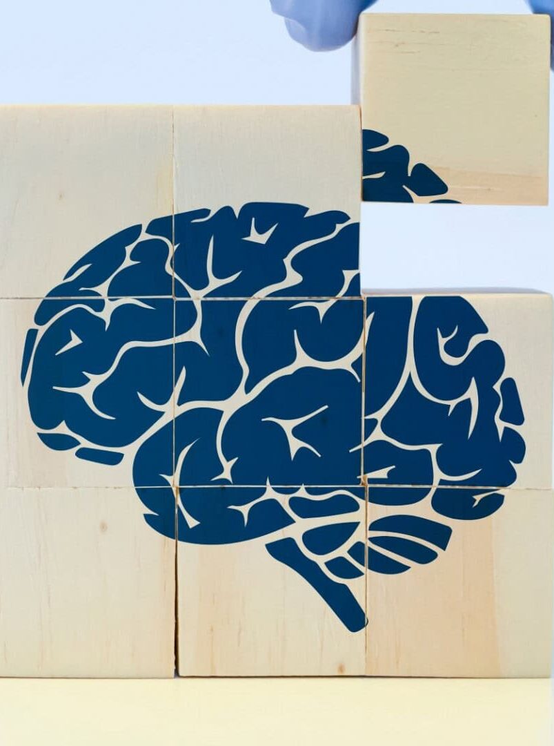 Nanotubos no cérebro podem espalhar Alzheimer, revela estudo