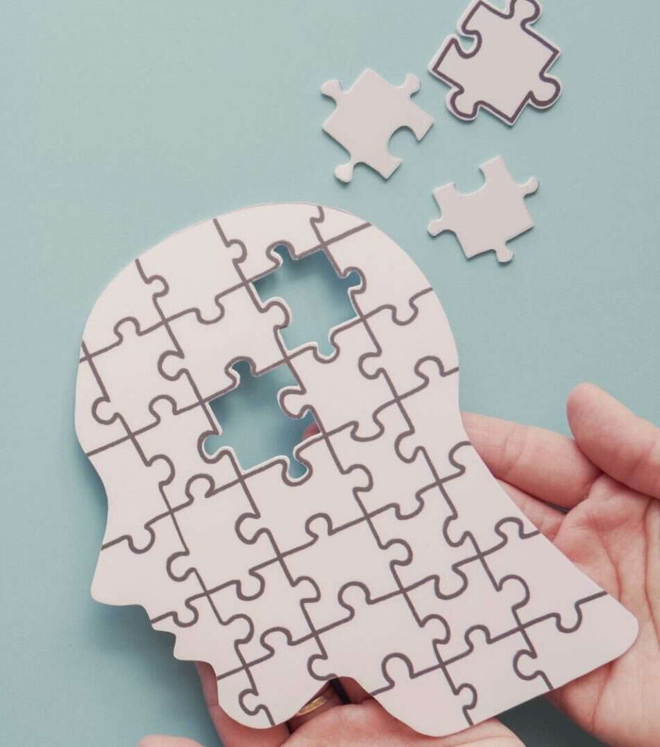 Cura do Alzheimer? Cientistas interrompem avanço da doença em camundongos