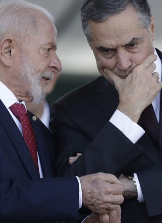 Lula não atendeu ligação de Barroso depois do pedido de aposentadoria do ministro