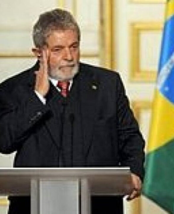 Sarkozy preso pelo dinheiro de Kadafi, ‘amigo e irmão’ de Lula