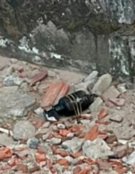 Bandidos utilizam drones para jogar granadas em viatura