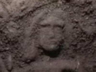 INCRÍVEL: Arqueólogos encontram pão de 1,3 mil anos com figura de Cristo