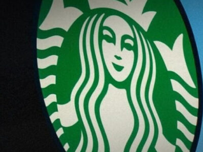 Starbucks fecha centenas de lojas, faz demissões em massa e anuncia plano de reestruturação