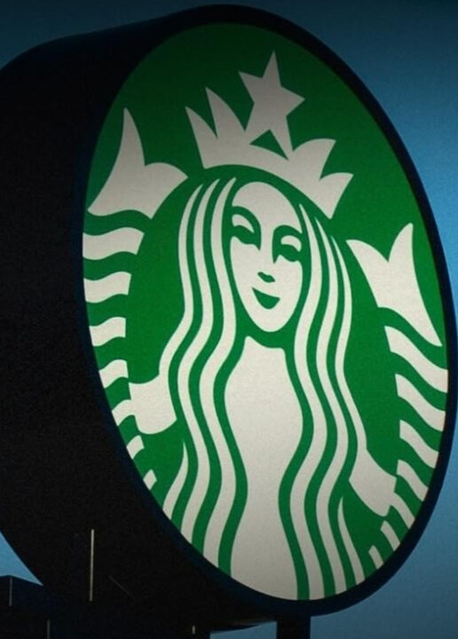 Starbucks fecha centenas de lojas, faz demissões em massa e anuncia plano de reestruturação