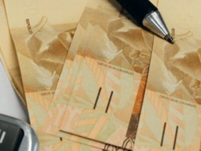 Inadimplência explode no Brasil: 30,5% das famílias estão com contas atrasadas, maior recorde da história