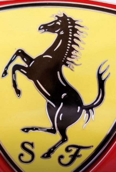 Ferrari apresenta tecnologia de seu 1º carro elétrico