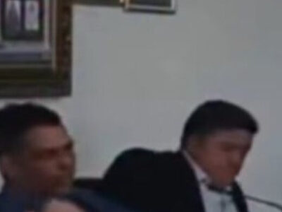 Vereador solta “Pum” em plena sessão e colegas se levantam. Veja vídeo