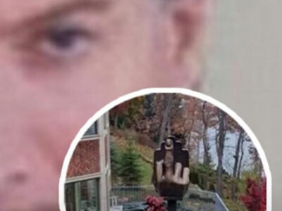 Homem comprou casa ao lado da ex-mulher e ergueu uma estátua com o dedo do meio para que ela pudesse ver todos os dias