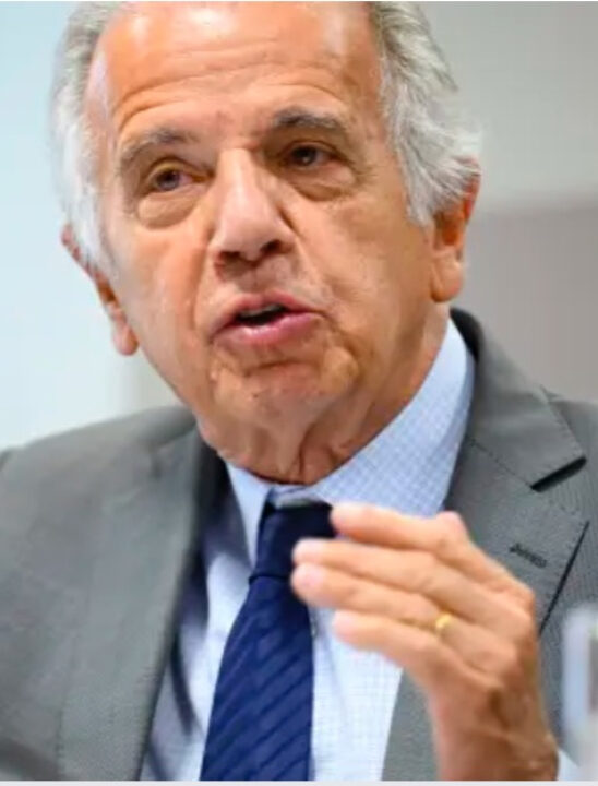 ‘Falta combustível, falta peça, falta munição’ diz ministro da defesa