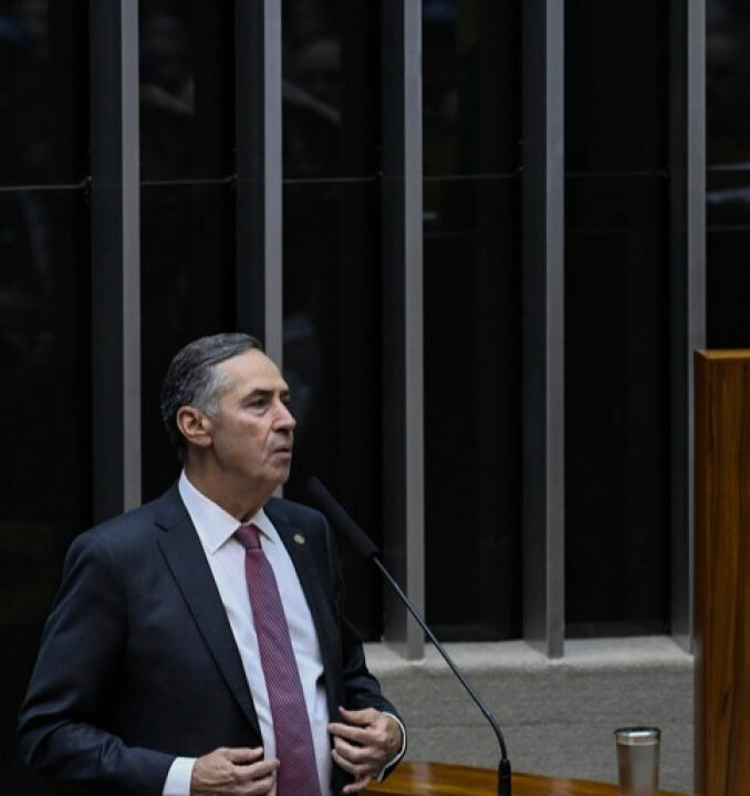 Compra de carros de luxo no TST envolve escritório ligado a sobrinho de Barroso