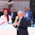 Lula critica ‘extrema direita’ e elogia Evo Morales e Hugo Chávez