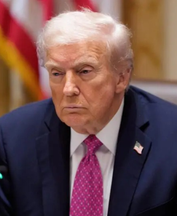 Trump diz que Maduro ‘ofereceu tudo’ para evitar conflito