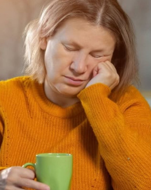 6 sintomas que você acha que são só cansaço, mas podem ser algo sério