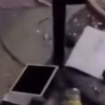 Mãe fica desolada após seu filho de 12 anos destruir sua casa por ter tirado o telefone do adolescente; VEJA O VÍDEO