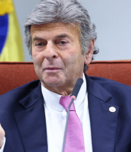 URGENTE: Com pedido de Fux, planos para finalizar processo de Bolsonaro podem durar meses ou até anos