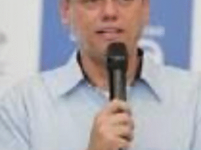 Tarcisio ignora reunião de Trump e Lula e exalta Ponte preta campeã