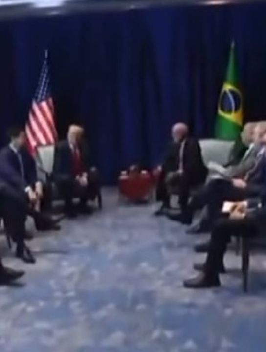 Repórter da Globo foi expulsa da área de entrevista; VEJA VÍDEO