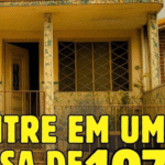 Como era viver numa casa brasileira dos anos 70: sofá de listras, cadeira de fio e aquele cheirinho de café fresco no quintal