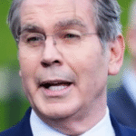 EUA e China fecham acordo sobre terras raras e suspendem tarifas temporariamente