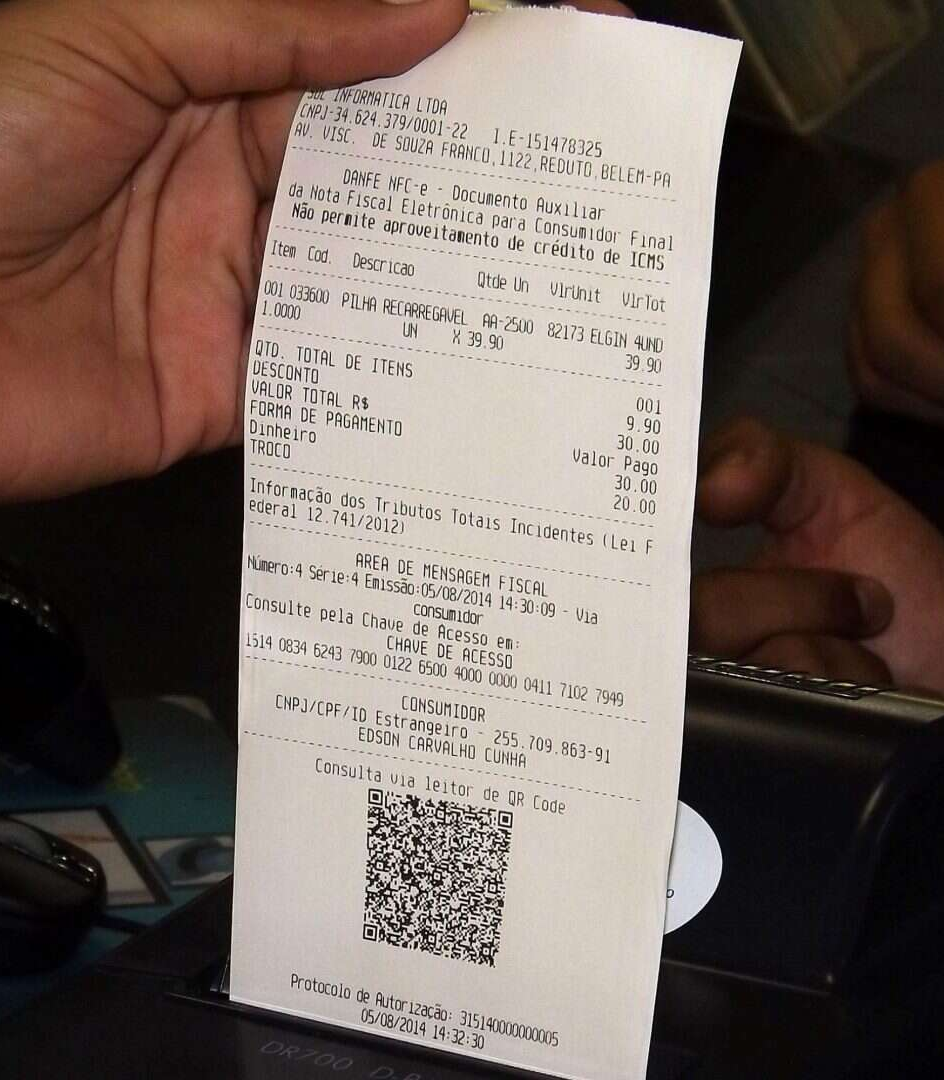 Fraudes com recibos gerados por inteligência artificial disparam nas empresas