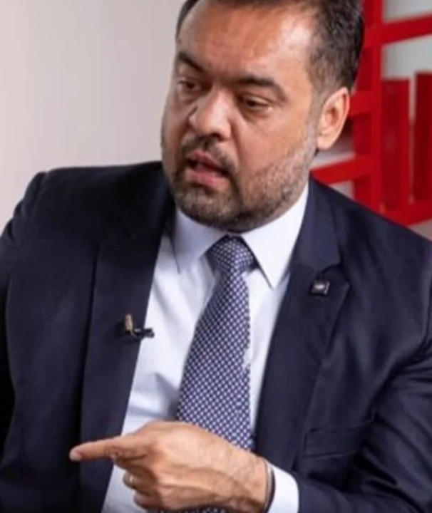 TSE pauta cassação de Claudio Castro. Ação tem assessor de Lula como advogado