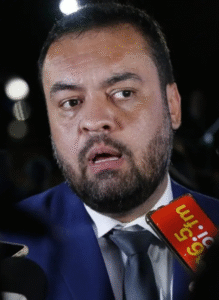 Cláudio Castro redobra a aposta contra o governo federal e diz que não aceitará críticas