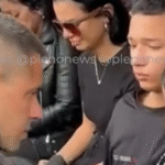 BOPE entrega bandeira da corporação à família de policial morto em operação: ‘seu pai é um herói’, disse comandante; VEJA VÍDEO