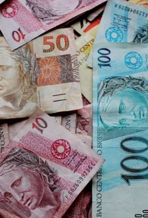 O CEO que faliu o Brasil: 17 anos de poder, R$ 35 bilhões de rombo e uma dívida de R$ 9,4 trilhões