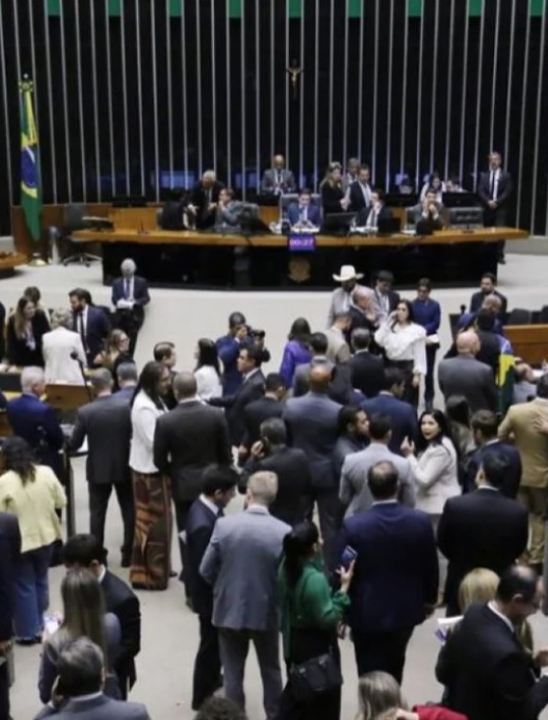 Deputada quer que Lei Maria da Penha também proteja homens