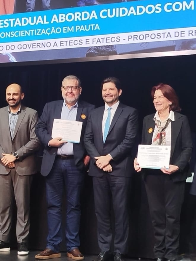 Combate ao AVC: Santa Casa de Marília recebe certificado pelo trabalho realizado durante simpósio na Assembléia Legislativa do Estado de São Paulo