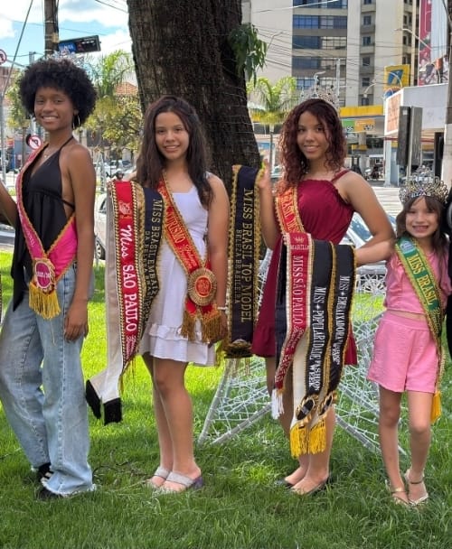 Marilienses vão participar do Miss Brasil. Beleza feminina da cidade será destaque em concurso nacional. Isso nas categorias infantil e juvenil. Confira nomes e data