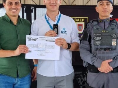 RIC Ambiental participa da solenidade de 40 anos do 13º Batalhão de Ações Especiais de Polícia em Marília. A concessionária foi homenageada pelo apoio nas obras de melhoria do estábulo da cavalaria do batalhão