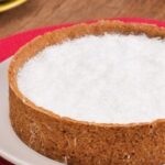 Torta de Coco: trouxemos hoje essa deliciosa receita. Com ingredientes, preparo da massa crocantw e também do recheio. Veja o passo a passo e se delicie