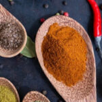 Especiaria reduz açúcar no sangue com efeito por 24h, diz estudo