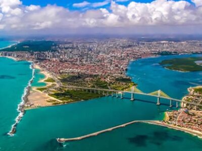 Sorteio de Prêmios: Consumidor que ganhou viagem para Natal da Associação Comercial e de Inovação de Marília recebe a premiação com toda a documentação necessária