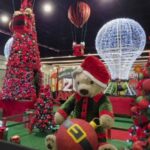 Natal Especial: Marília Shopping apresenta sua decoração natalina e se prepara para a chegada do Papai Noel. Tem ainda sorteio de uma Tracker 0 Km. Veja vídeos, entrevista e saiba de todas as novidades