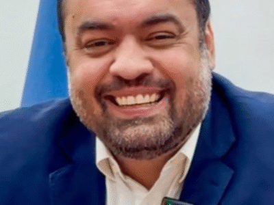 Após megaoperação, Claúdio Castro é aplaudido de pé em missa no RJ