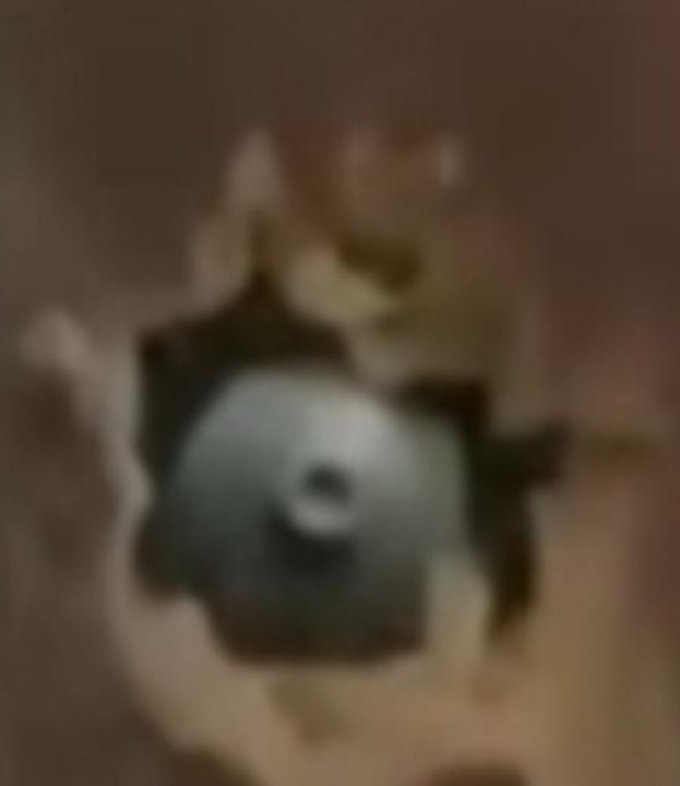 Câmera instalada em banheiro de escola transmitia imagens para sala do diretor no RJ; ASSISTA VÍDEO