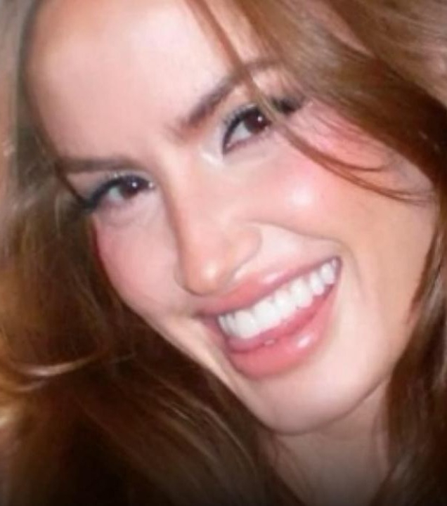 Modelo diz que se separou de jogador de futebol americano por tamanho de órgão genital