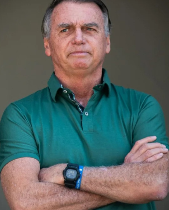 Ministros do STM avaliam que Bolsonaro não pode cumprir pena na Papuda