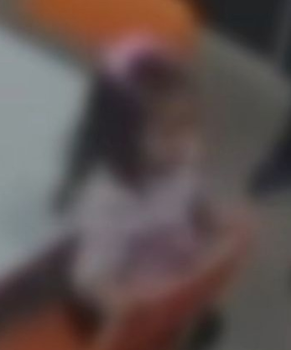 Revoltante: Funcionárias de creche são flagradas puxando cabelo empurrando criança; VEJA VÍDEO