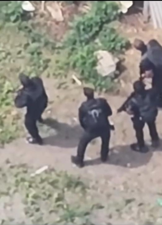 Imagens de drone divulgadas pelo governo do RJ mostram policiais baleados em confronto; ASSISTA VÍDEO