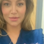 Mulher finge câncer para ganhar silicone e presentes do namorado