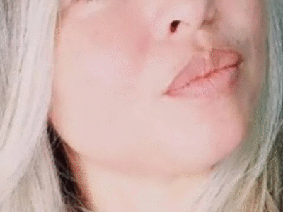 Policial penal é achada morta em casa com muro pichado “X9” e CV