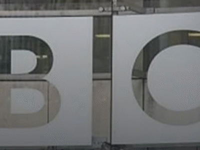 Chefes da BBC renunciam após polêmica de fakenews sobre Donald Trump